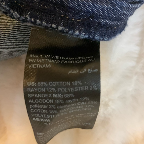 White House Black Market The Slim Dark Wash Crop Jeans - Picture 7 of 9